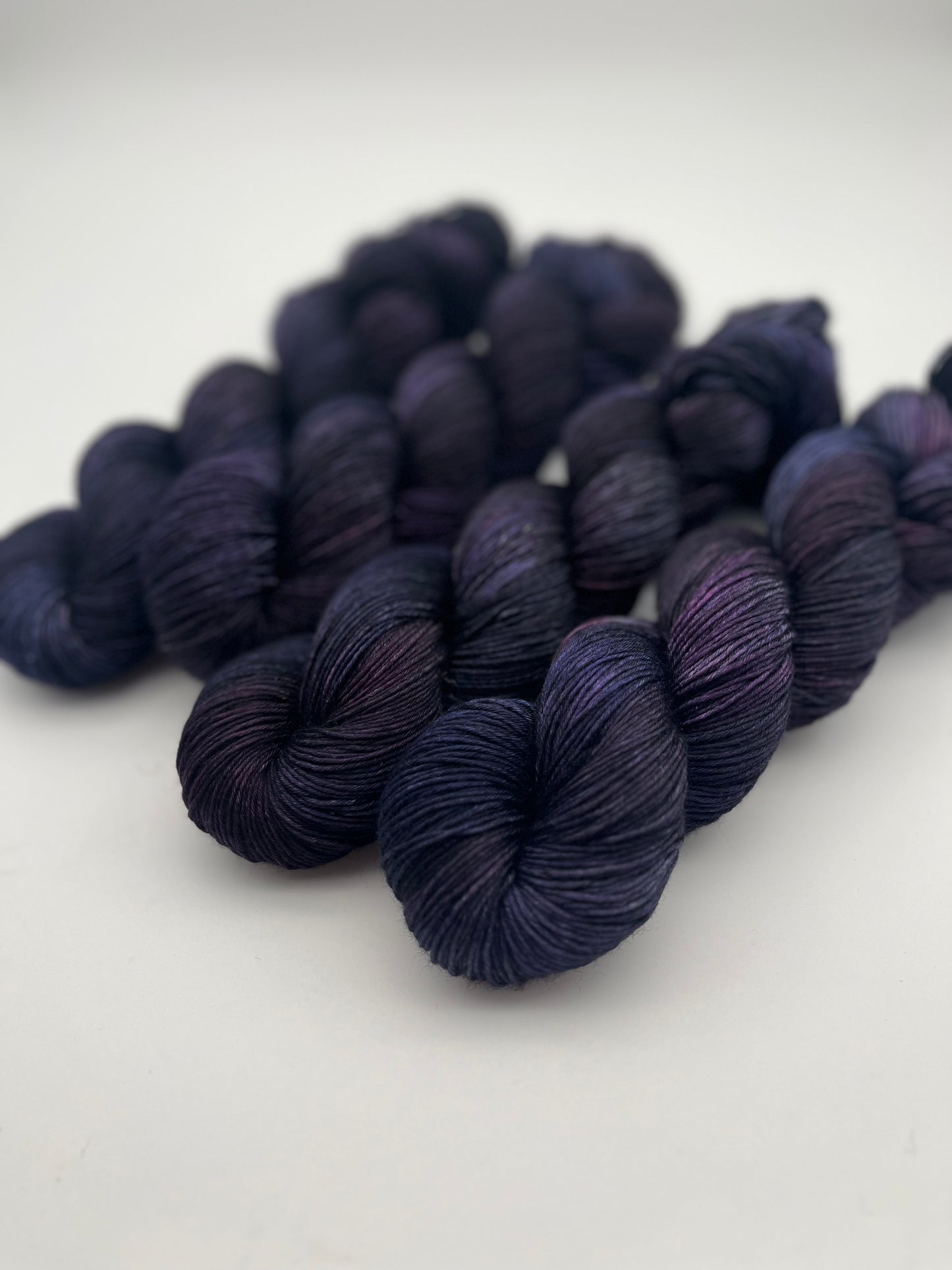 Moody Silky Sock
