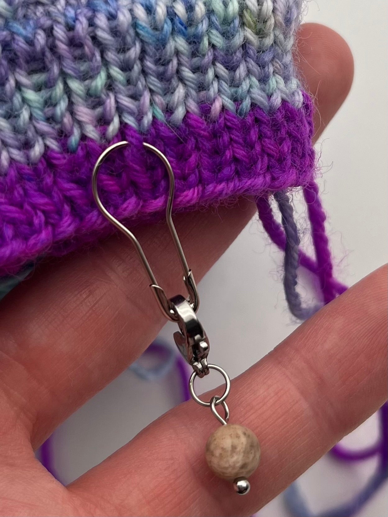 Sonnenstein mit Karabiner Silber