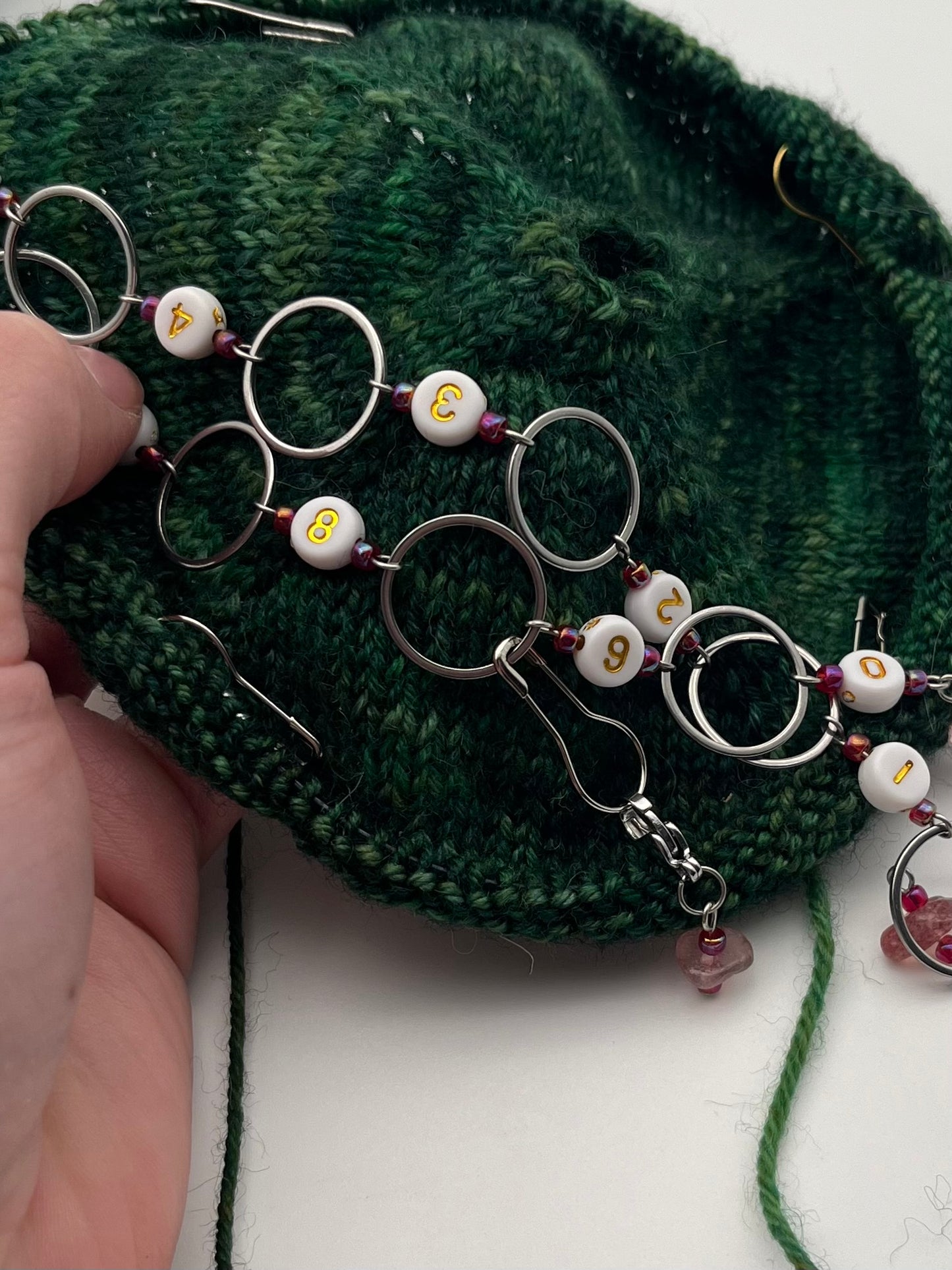 Reihenzähler 1-10 Erdbeerquarz mit großem Ring Silber