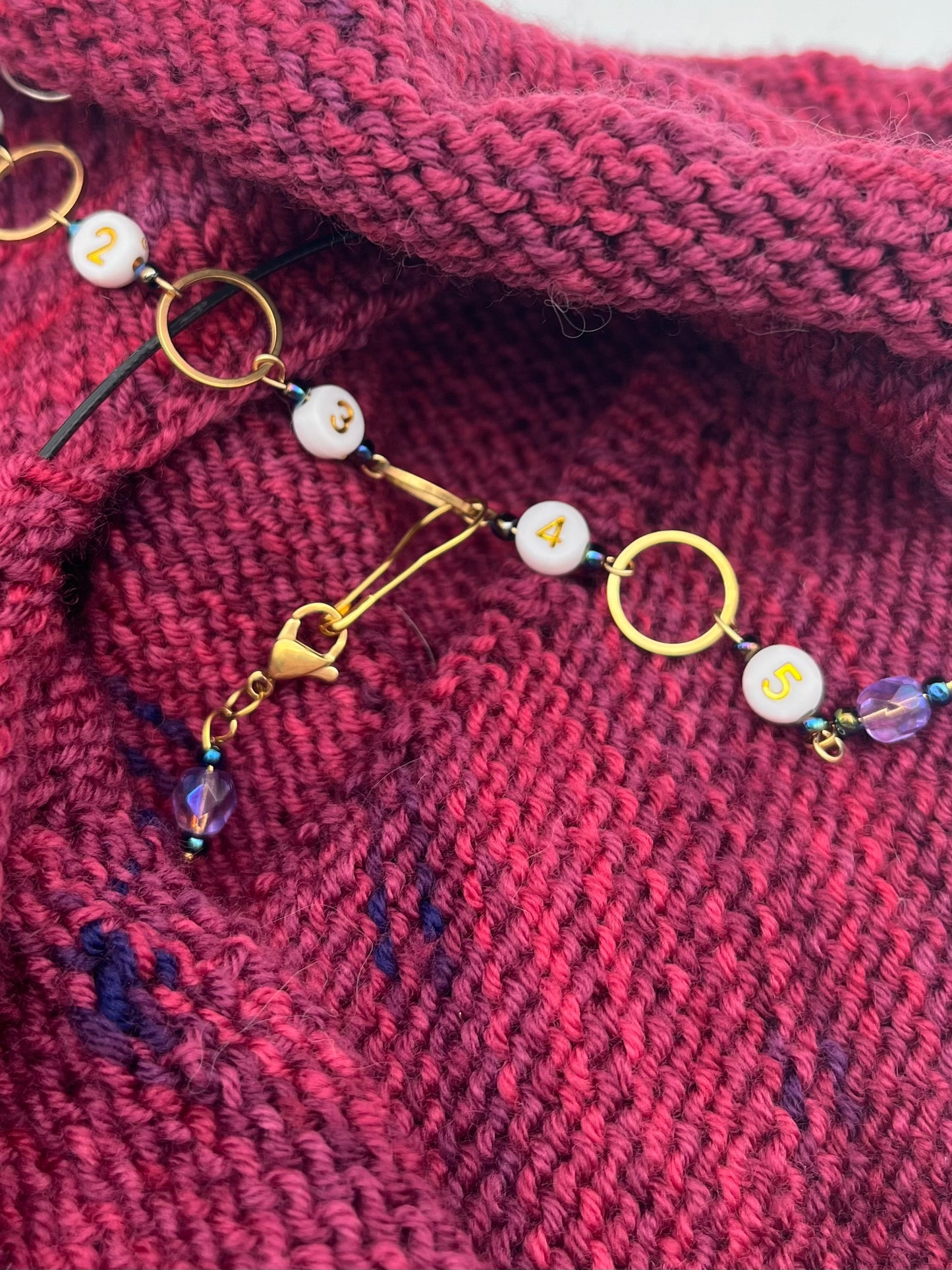 Reihenzähler 1-5 Rondellperle mit kleinem Ring Gold