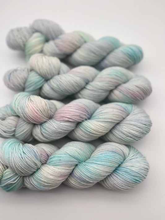 The Jewel Classic Sock