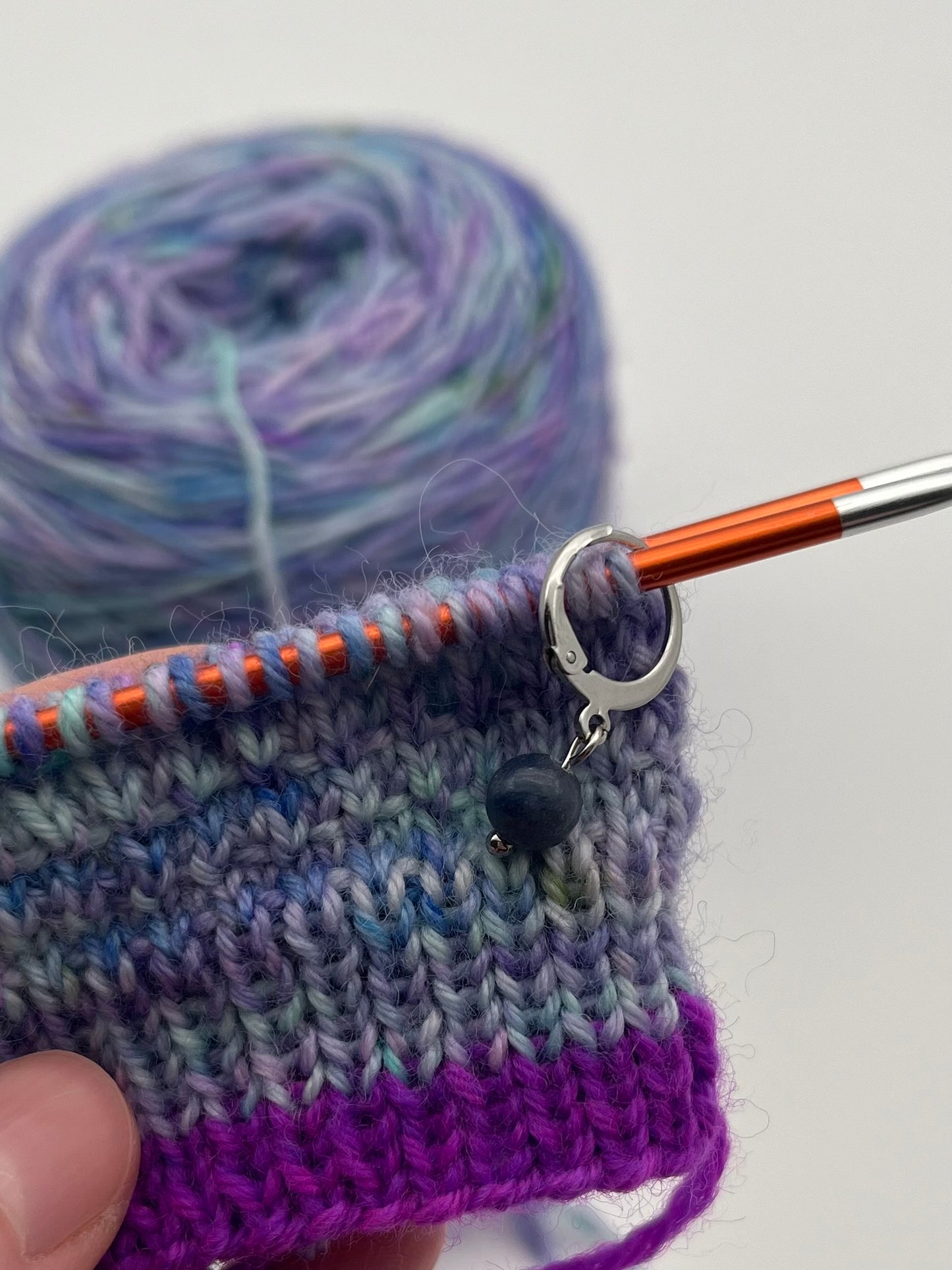 Aventurin mit Huggie Silber