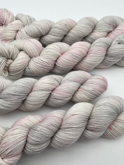 First Kiss Pure Fingering