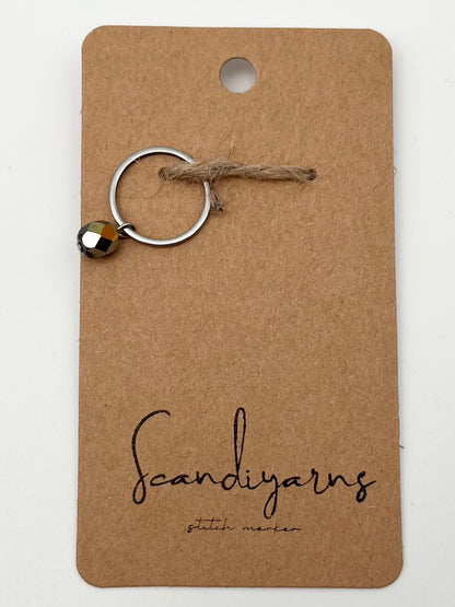 Rondellperle Schwarz mit großem Ring Silber