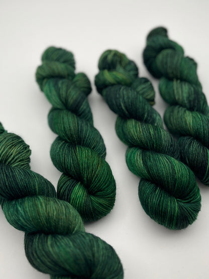 Bottle Green Soft DK