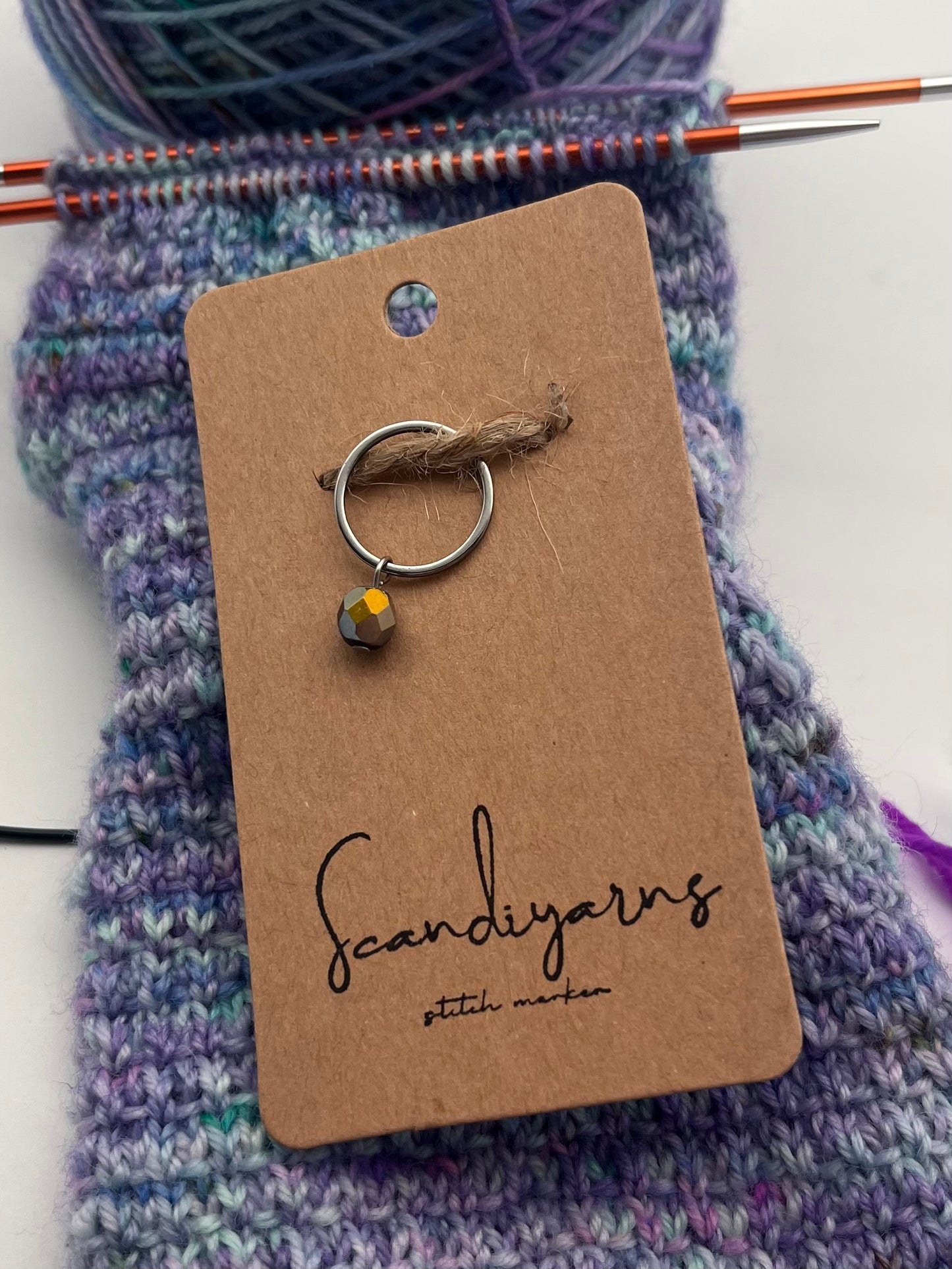 Rondellperle Schwarz mit großem Ring Silber