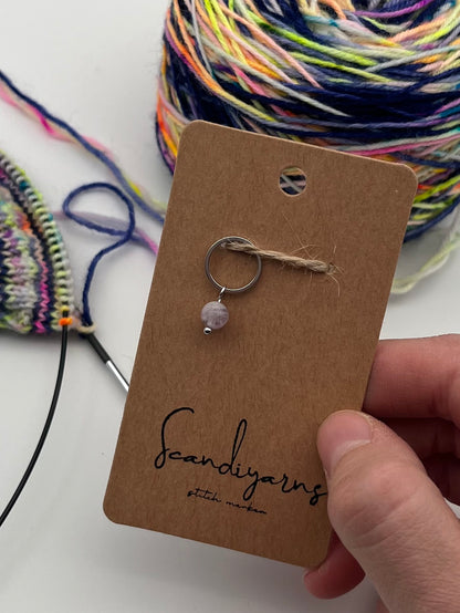 Amethyst mit kleinem Ring Silber