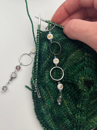 Reihenzähler 1-5 Facettperle mit großem Ring Silber