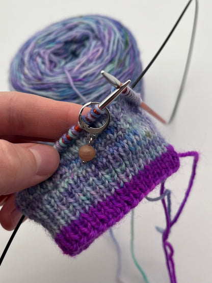 Sonnenstein mit Huggie Silber