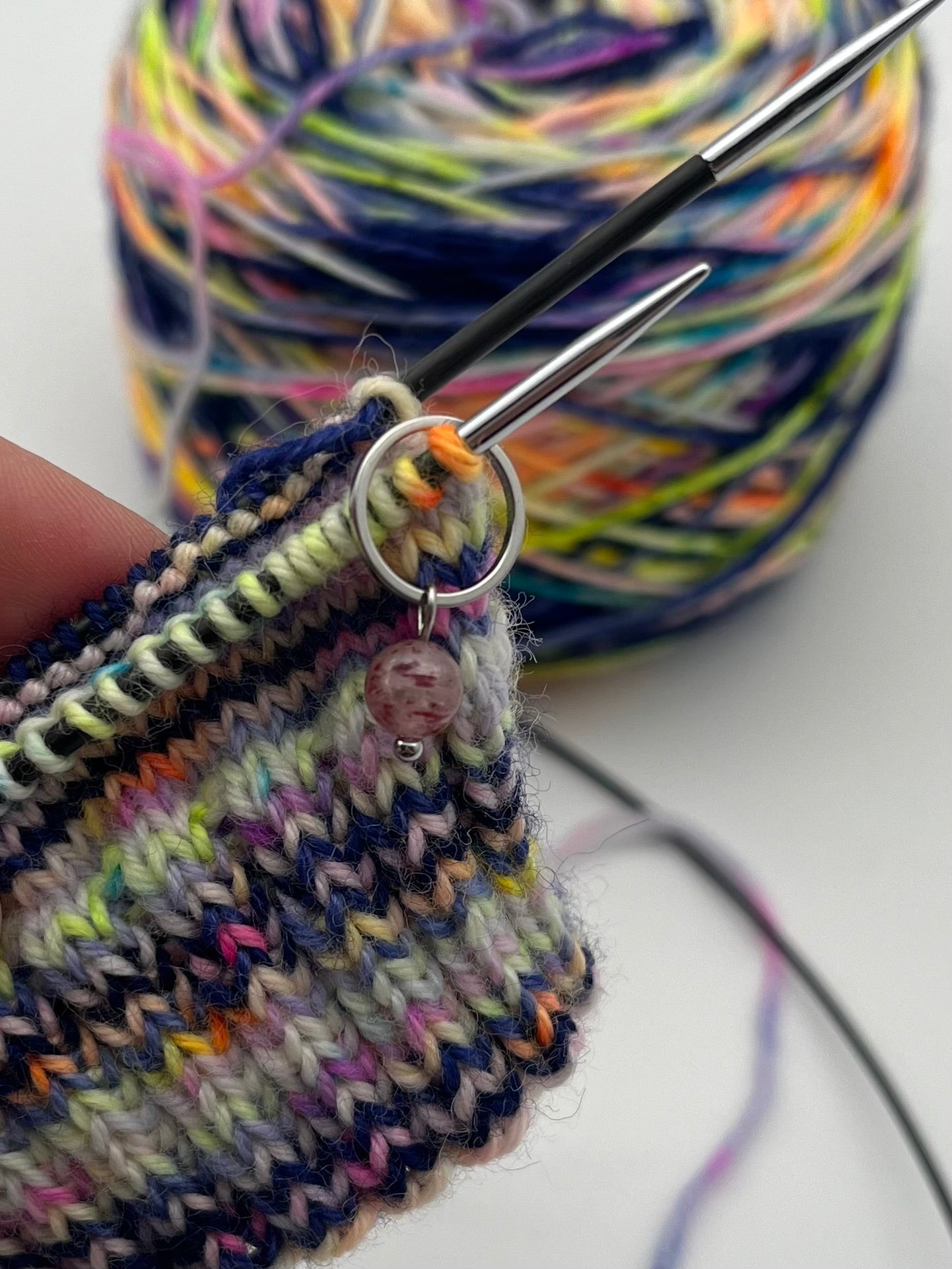 Erdbeerquarz mit kleinem Ring Silber