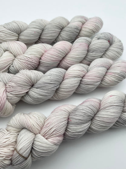 First Kiss Pure Fingering