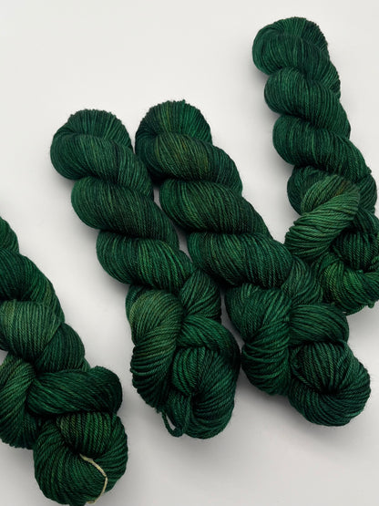 Bottle Green Soft DK