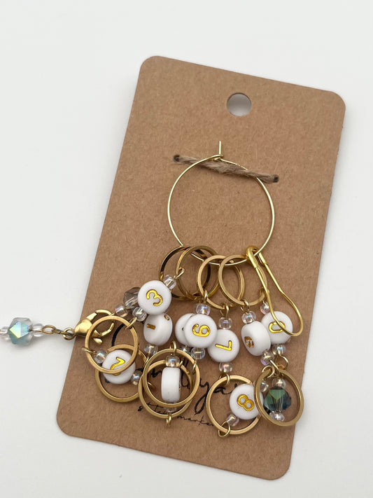 Reihenzähler 1-10 Facettperle mit kleinem Ring Gold