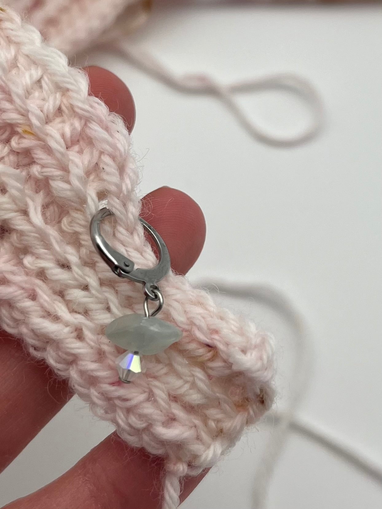 Erdbeerquarz, Morganit, Fluorit, und Facettperlen mit Huggie 3er Set Silber