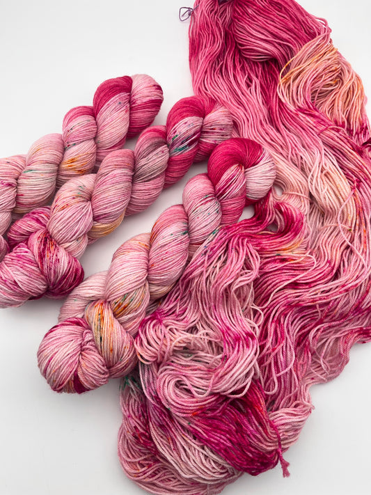 Red Velvet Allrounder Sock