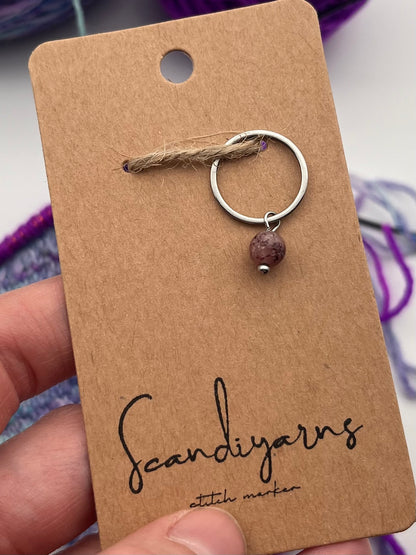 Erdbeerquarz mit großem Ring Silber