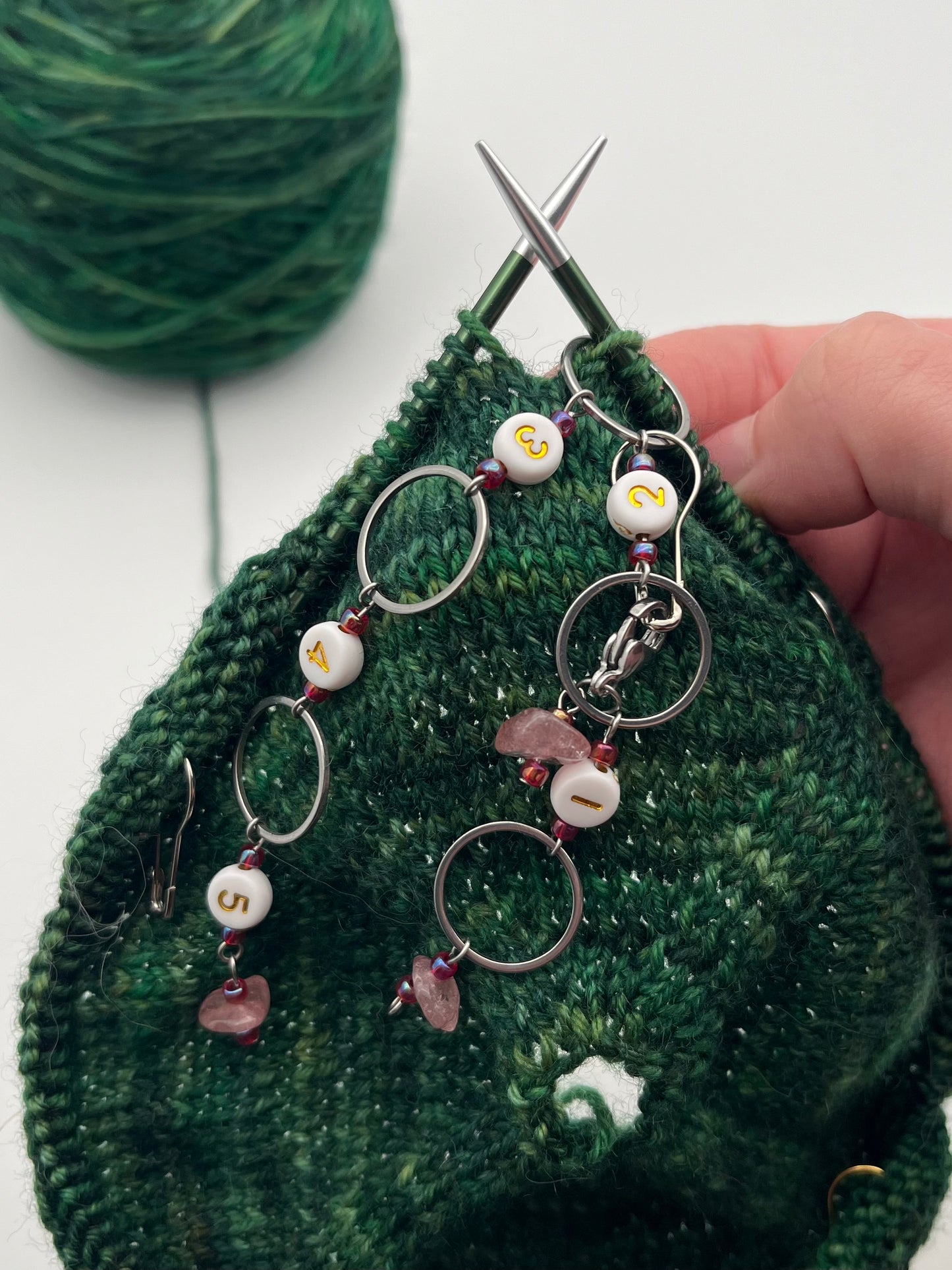 Reihenzähler 1-5 Erdbeerquarz mit großem Ring Silber