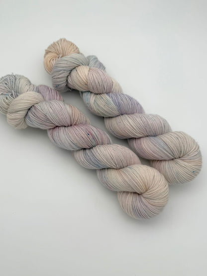 Blossom Pure Fingering