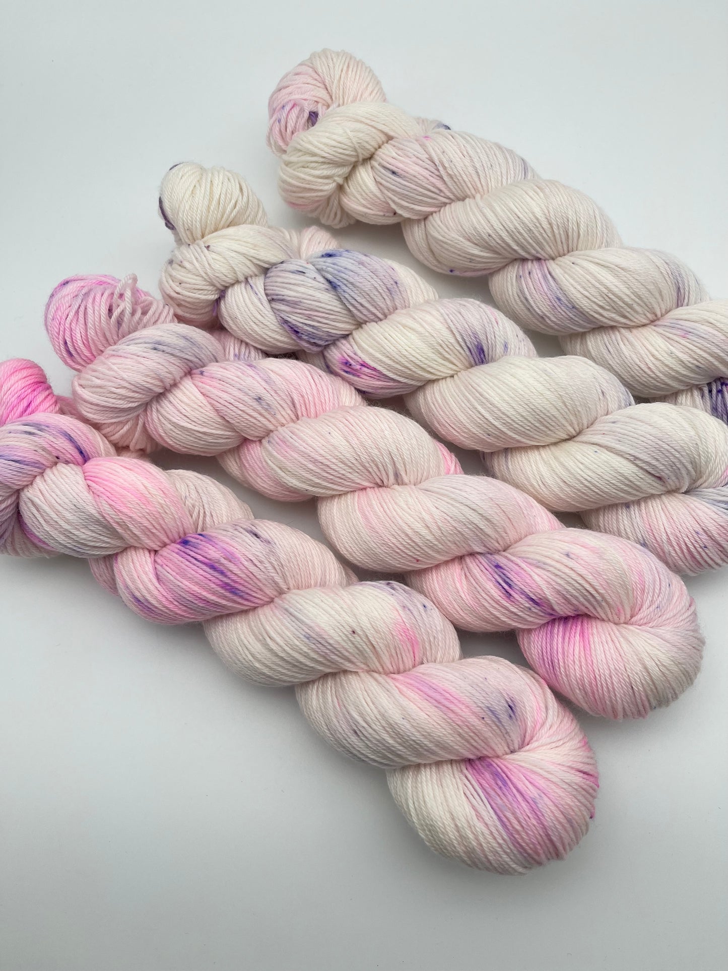 Berries with Cream Allrounder Sock