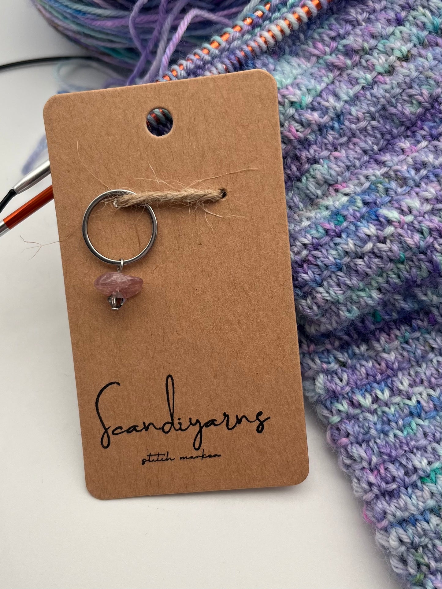 Erdbeerquarz und Facettperle mit großem Ring Silber