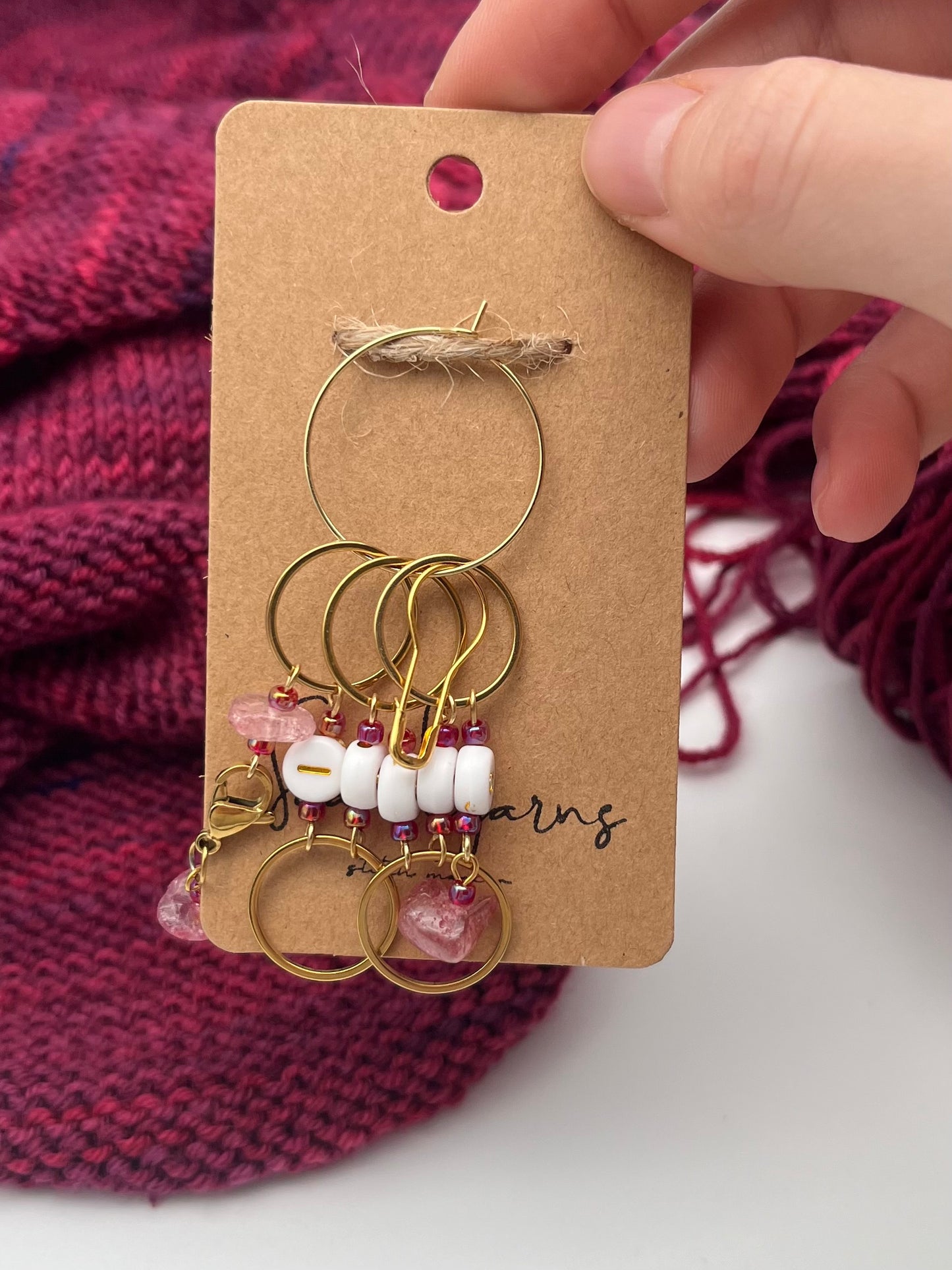 Reihenzähler 1-5 Erdbeerquarz mit großem Ring Gold