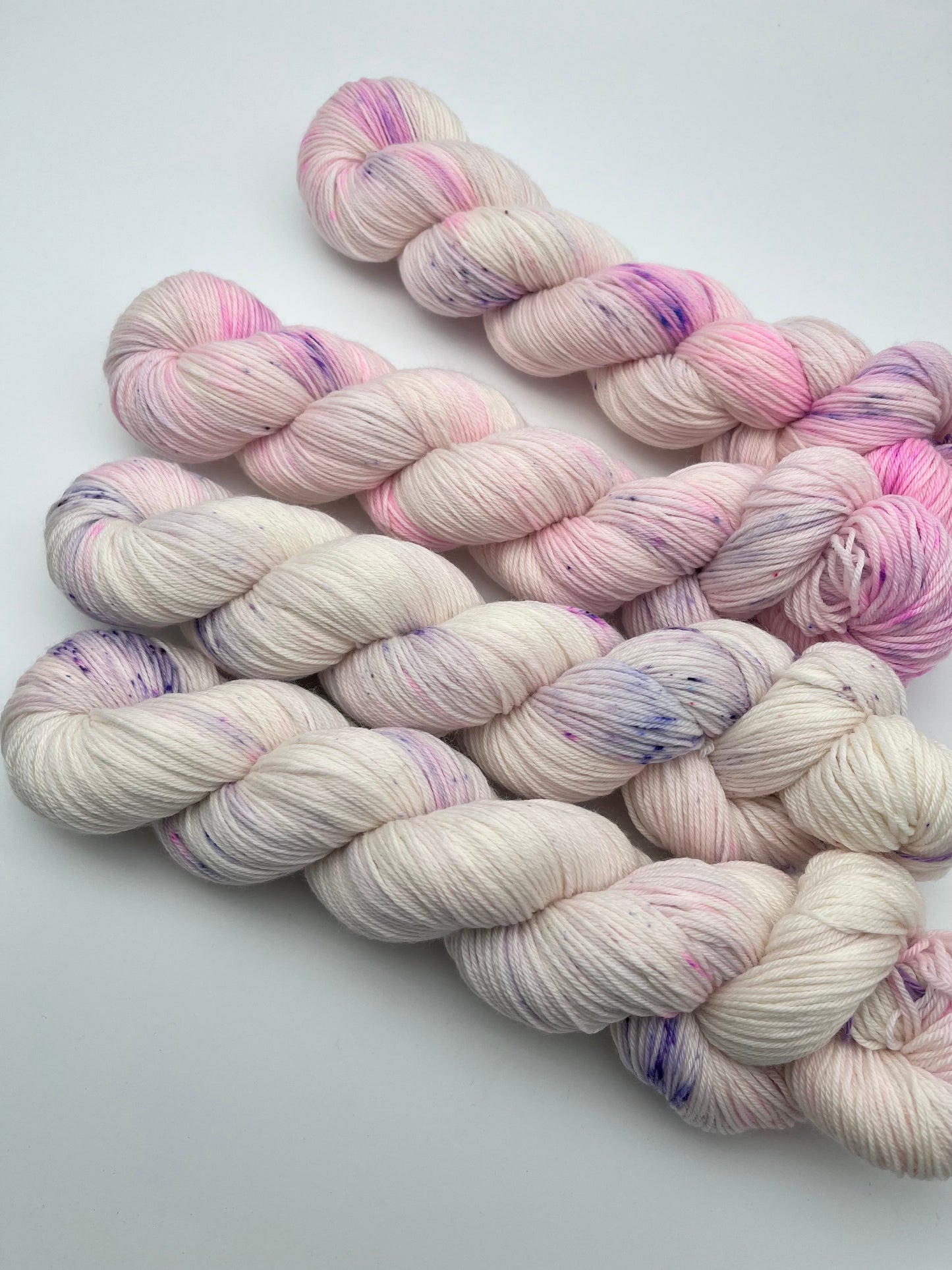 Berries with Cream Allrounder Sock