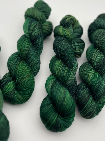 Bottle Green Soft DK