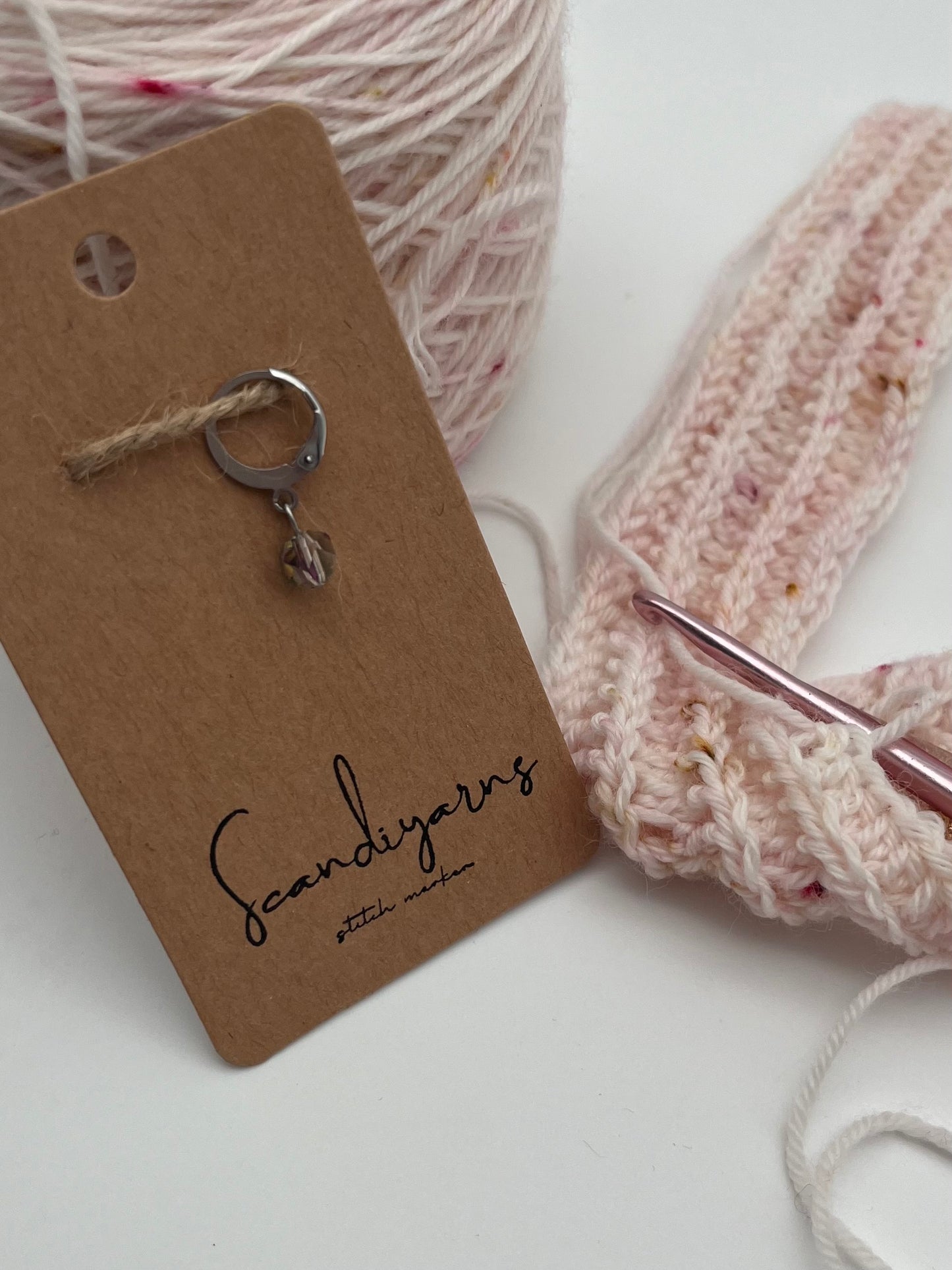 Facettperle Rosa mit Huggie Silber