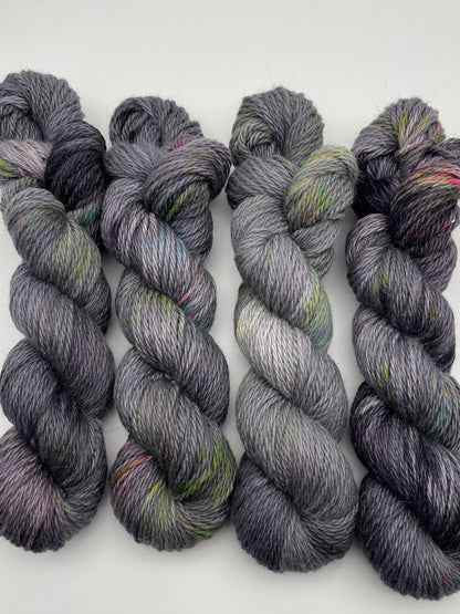 Black Diamond Puffy Worsted