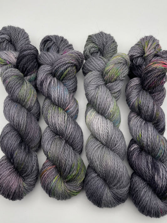Black Diamond Puffy Worsted