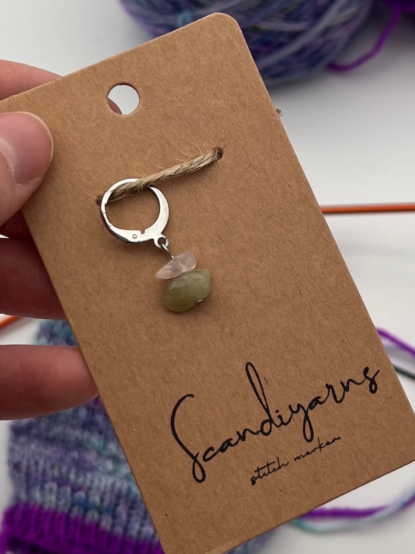 Morganit Stein mit Huggie Silber