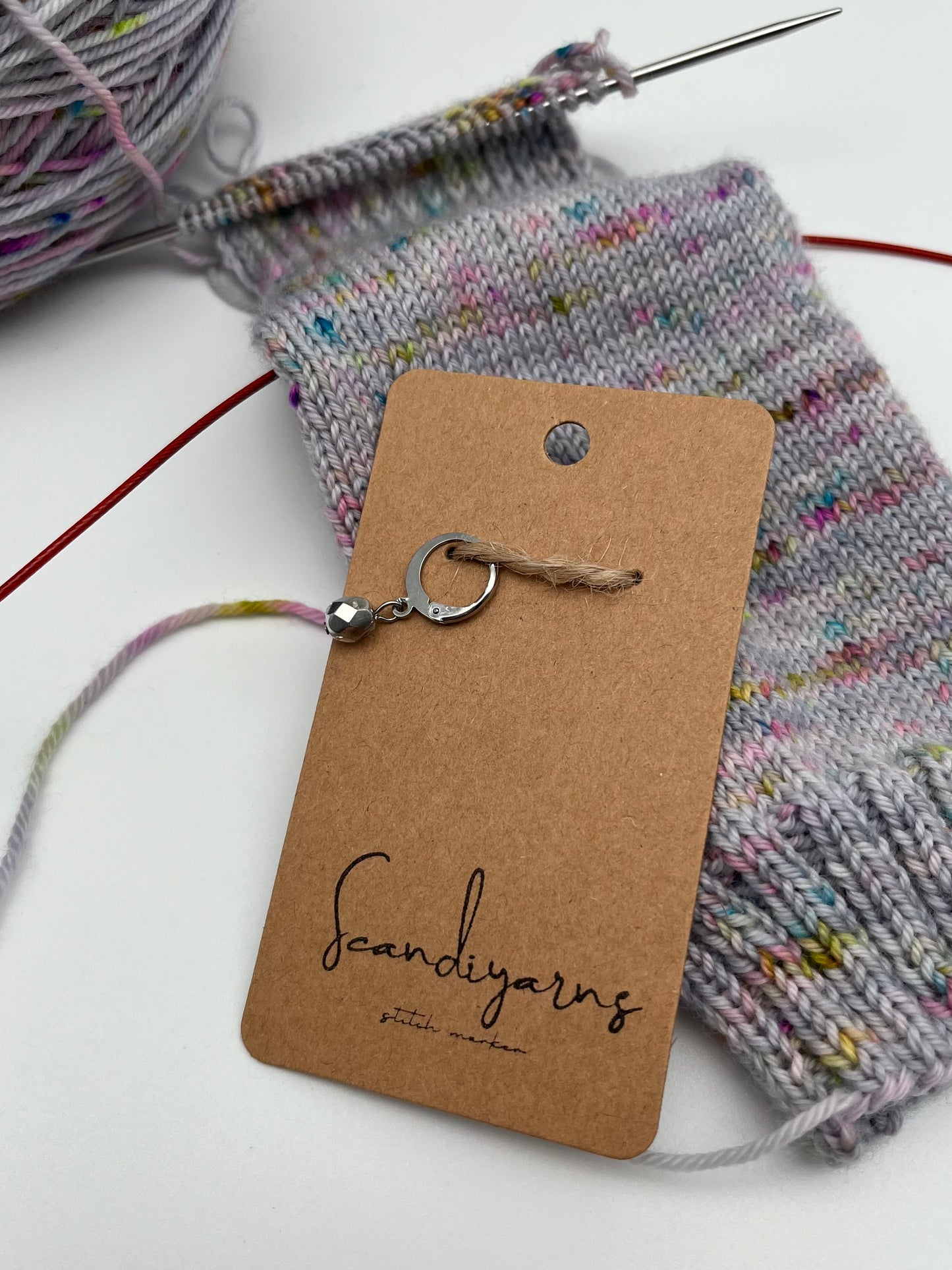 Rondellperle Silber mit Huggie Silber