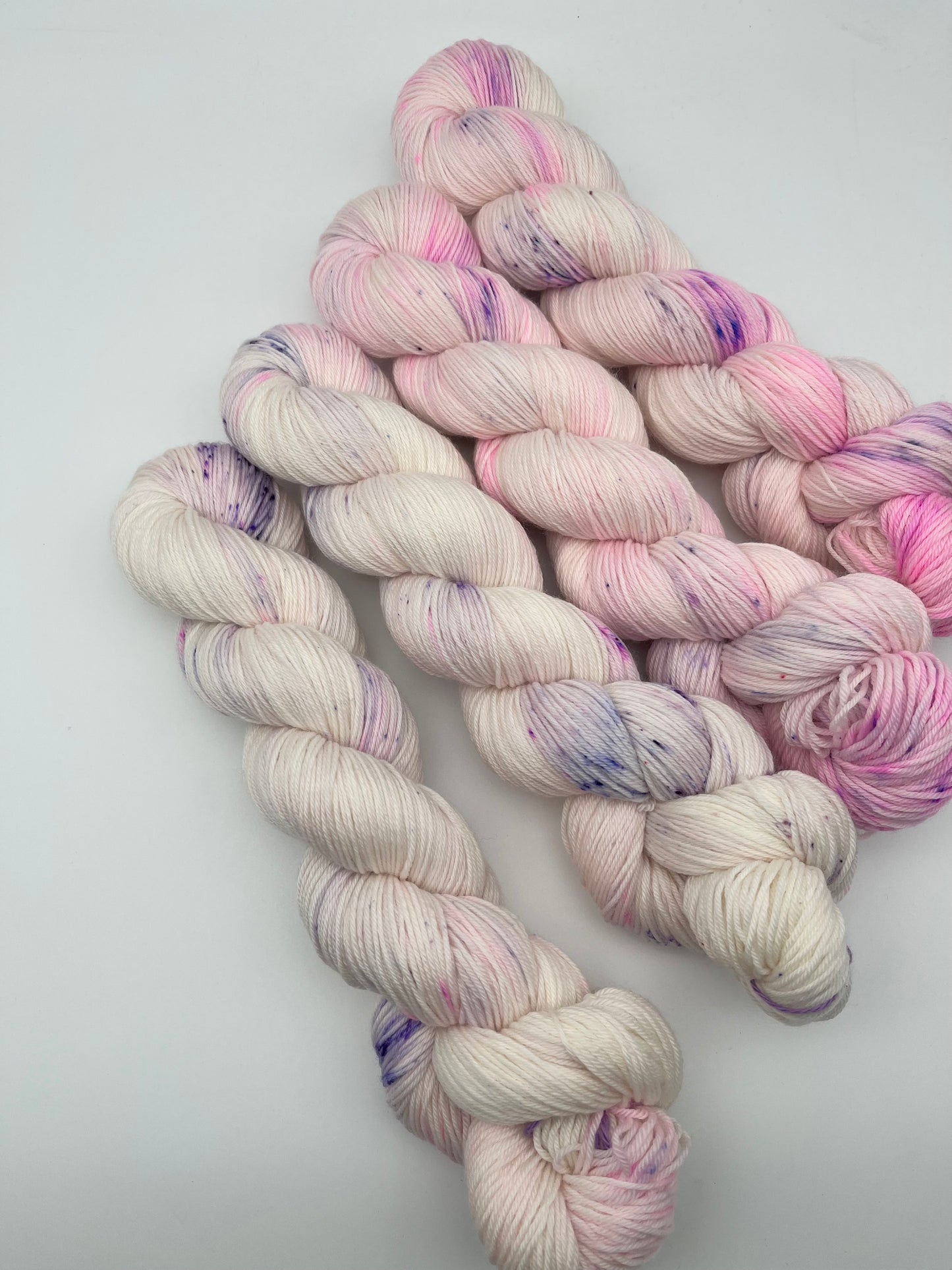 Berries with Cream Allrounder Sock