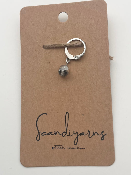 Rondellperle Silber mit Huggie Silber