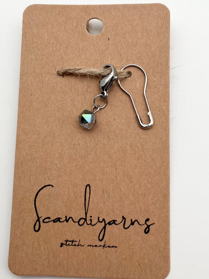 Facettperle Blau mit Karabiner Silber