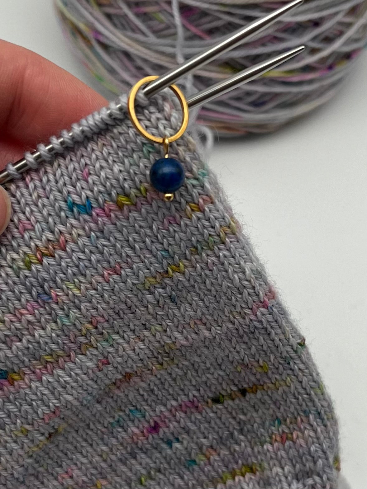 Lapislazuli mit kleinem Ring Gold