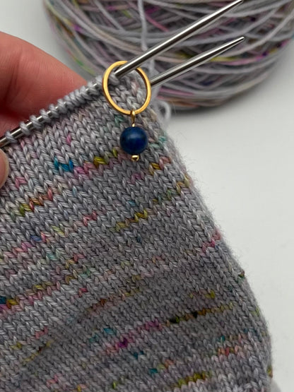 Lapislazuli mit kleinem Ring Gold