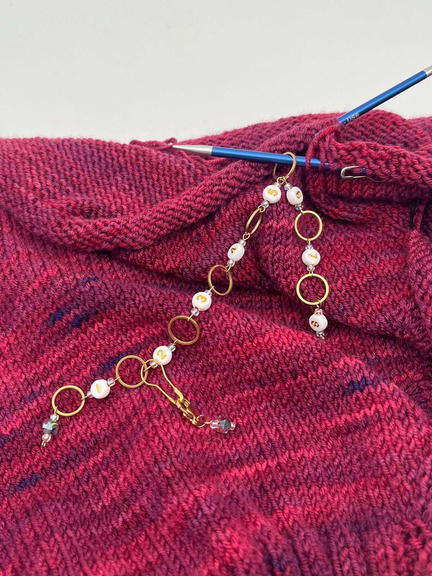 Reihenzähler 1-10 Facettperle mit kleinem Ring Gold