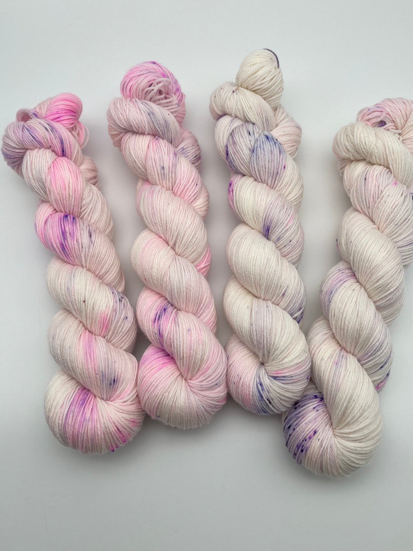 Berries with Cream Allrounder Sock