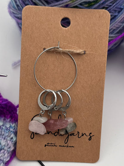 Erdbeerquarz und Morganit Stein mit Huggie 3er Set Silber