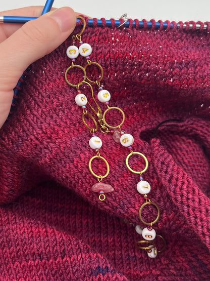 Reihenzähler 1-10 Erdbeerquarz mit kleinem Ring Gold