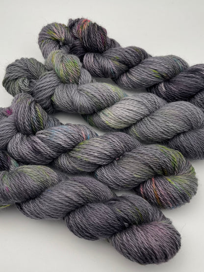 Black Diamond Puffy Worsted