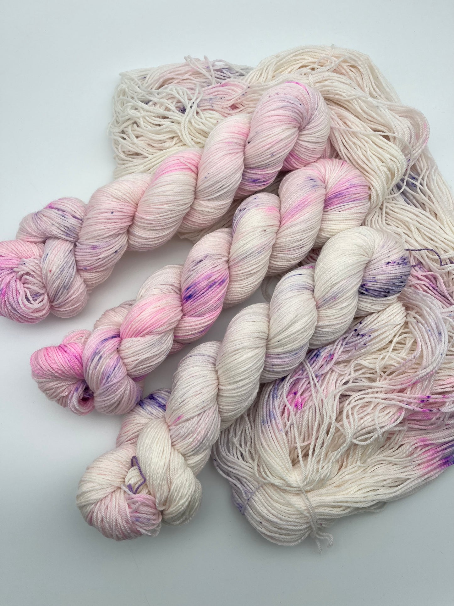 Berries with Cream Allrounder Sock