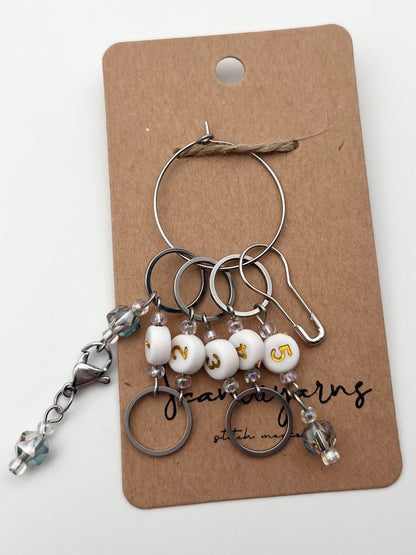 Reihenzähler 1-5 Facettperle mit kleinem Ring Silber